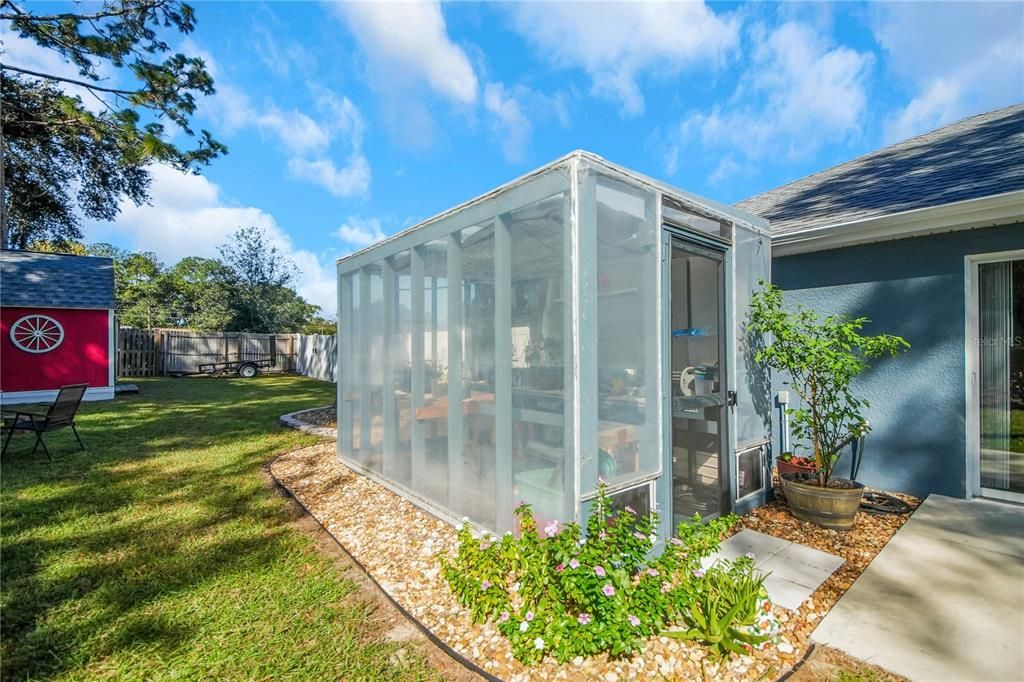 For Sale: $307,000 (4 beds, 2 baths, 1642 Square Feet)