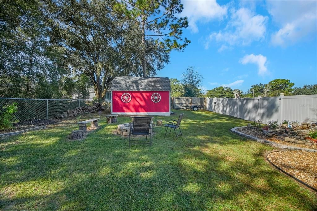 For Sale: $307,000 (4 beds, 2 baths, 1642 Square Feet)