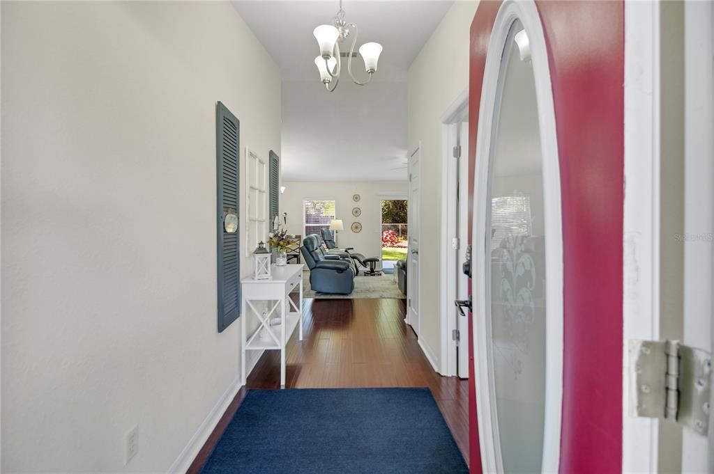 For Sale: $307,000 (4 beds, 2 baths, 1642 Square Feet)