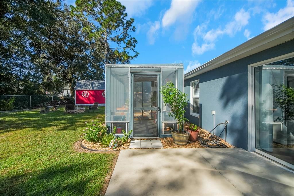 For Sale: $307,000 (4 beds, 2 baths, 1642 Square Feet)