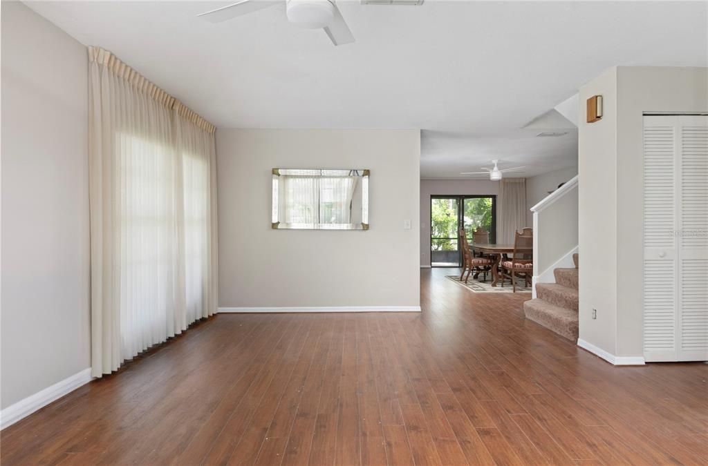 For Sale: $424,900 (3 beds, 2 baths, 1521 Square Feet)