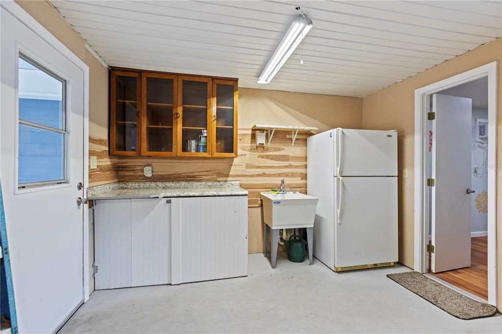 For Sale: $250,000 (2 beds, 2 baths, 1518 Square Feet)