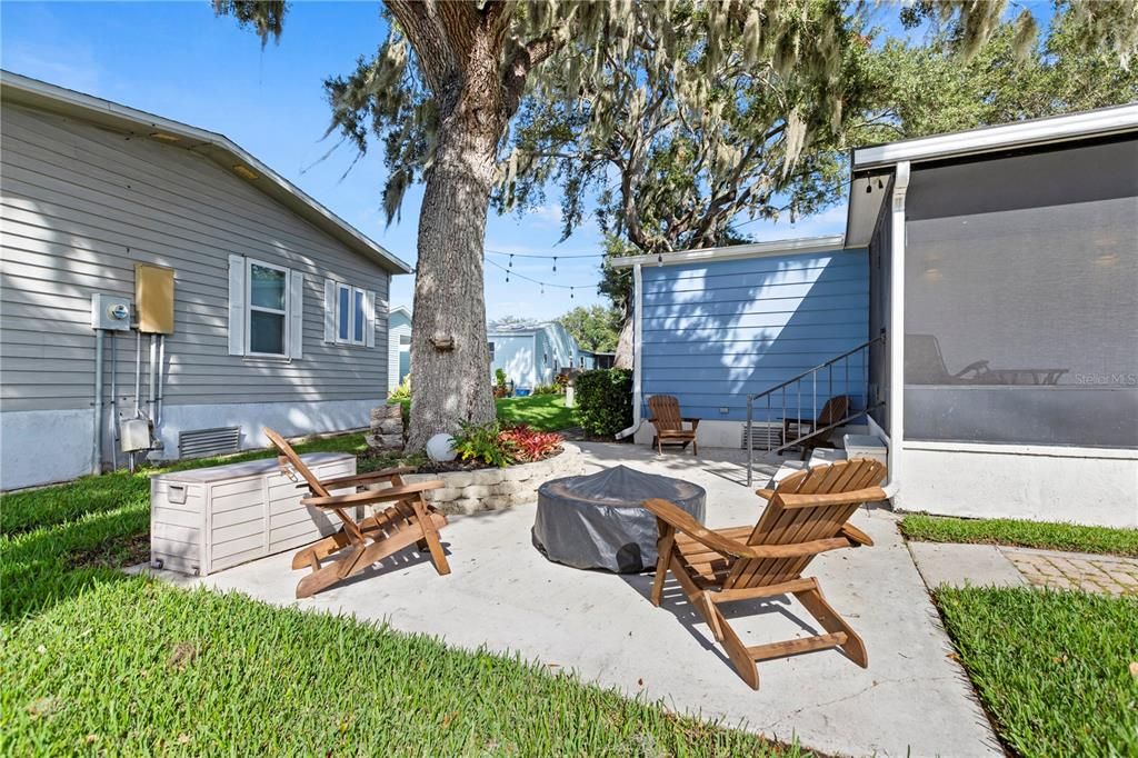 For Sale: $250,000 (2 beds, 2 baths, 1518 Square Feet)