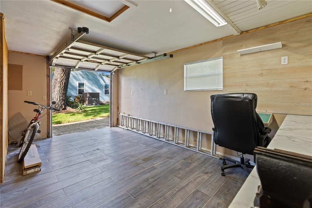For Sale: $250,000 (2 beds, 2 baths, 1518 Square Feet)