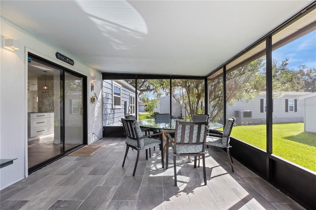 For Sale: $250,000 (2 beds, 2 baths, 1518 Square Feet)