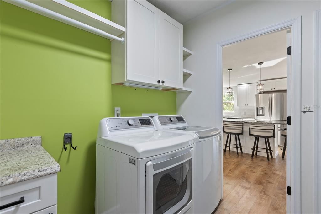 For Sale: $250,000 (2 beds, 2 baths, 1518 Square Feet)