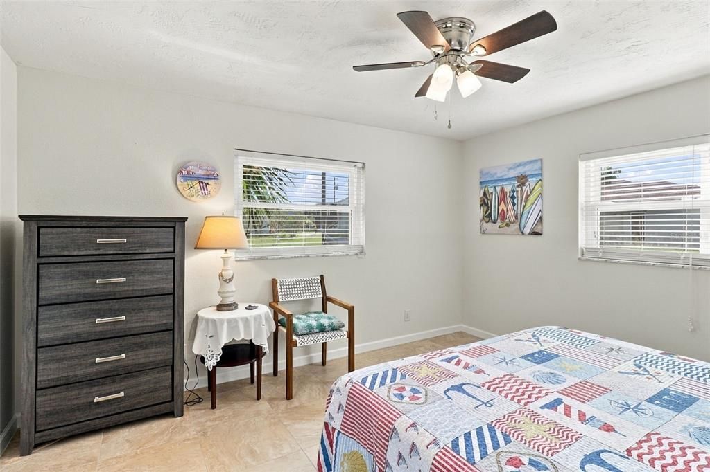 For Sale: $390,000 (3 beds, 2 baths, 1218 Square Feet)