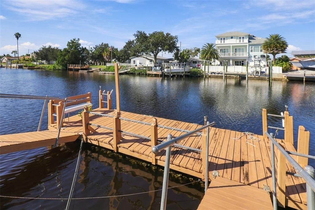 For Sale: $390,000 (3 beds, 2 baths, 1218 Square Feet)