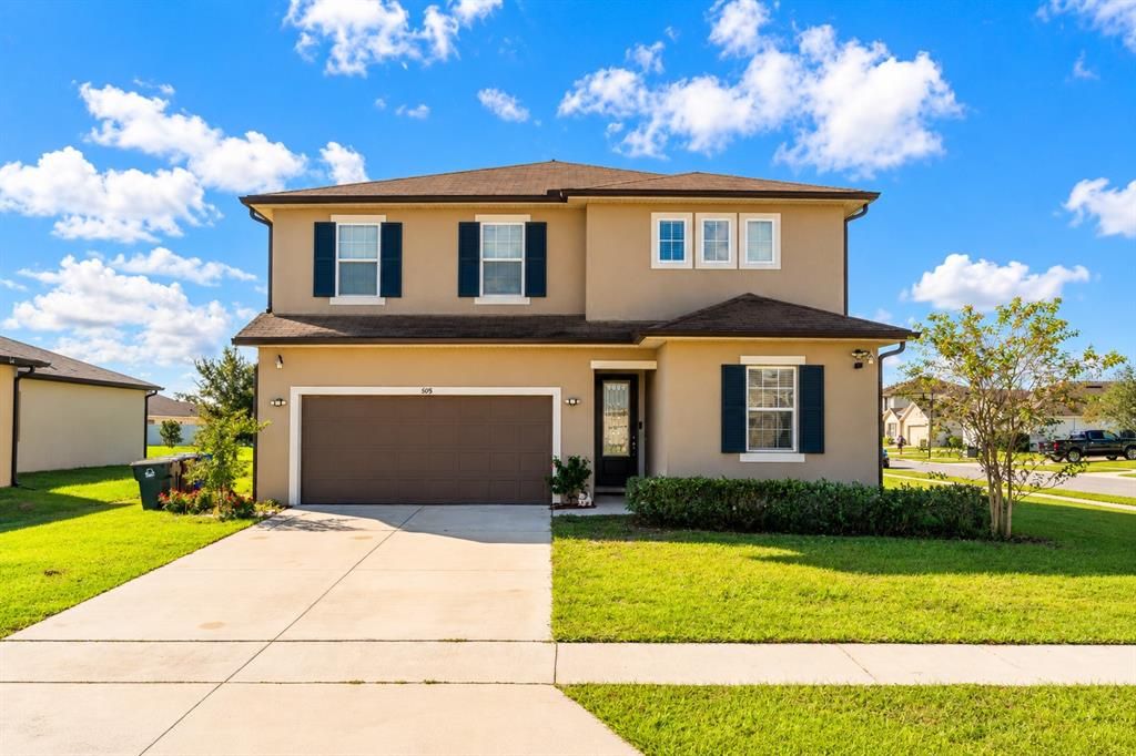 En Venta: $440,000 (5 camas, 3 baños, 2611 Pies cuadrados)