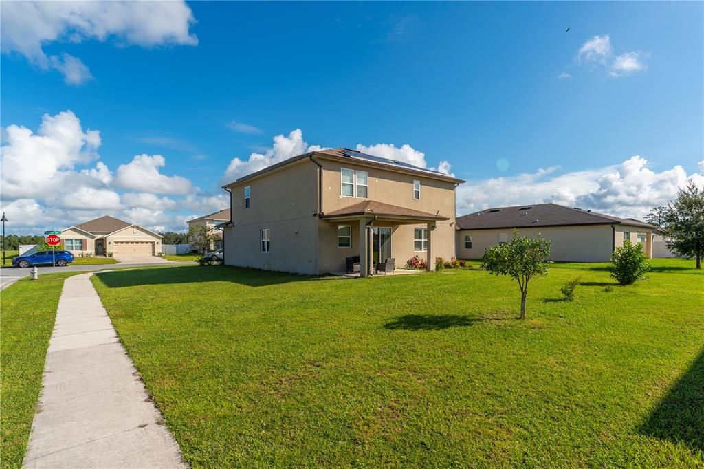 En Venta: $440,000 (5 camas, 3 baños, 2611 Pies cuadrados)