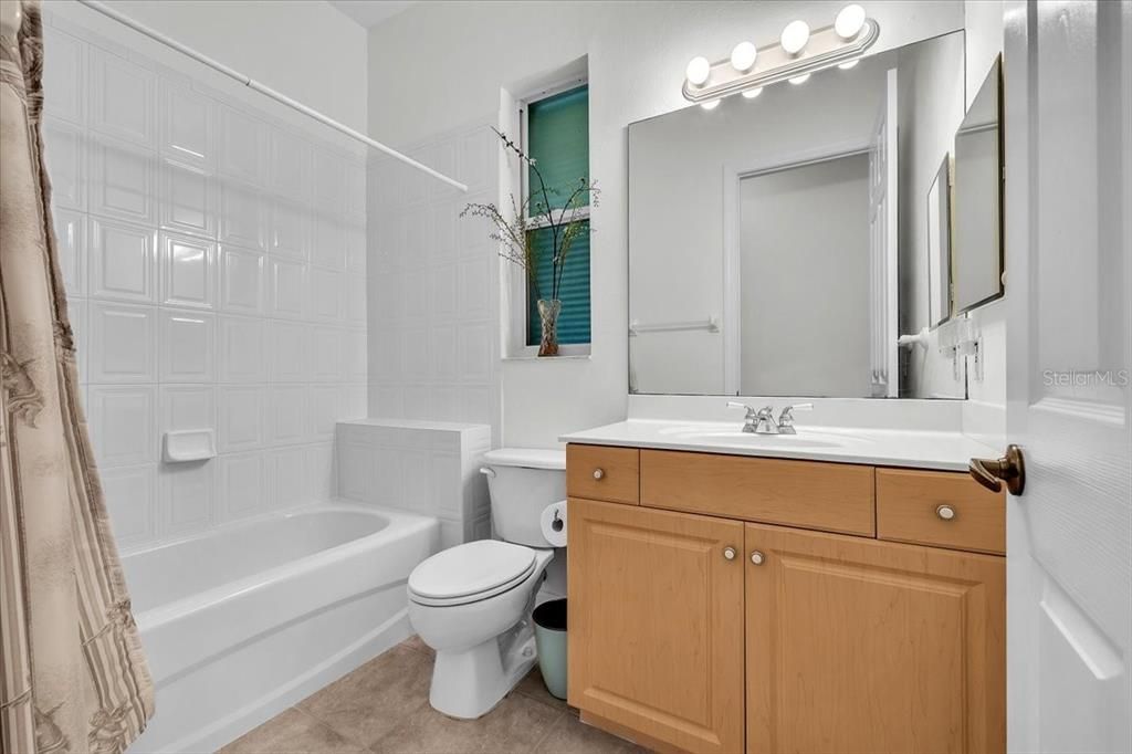 For Sale: $279,900 (3 beds, 2 baths, 1618 Square Feet)