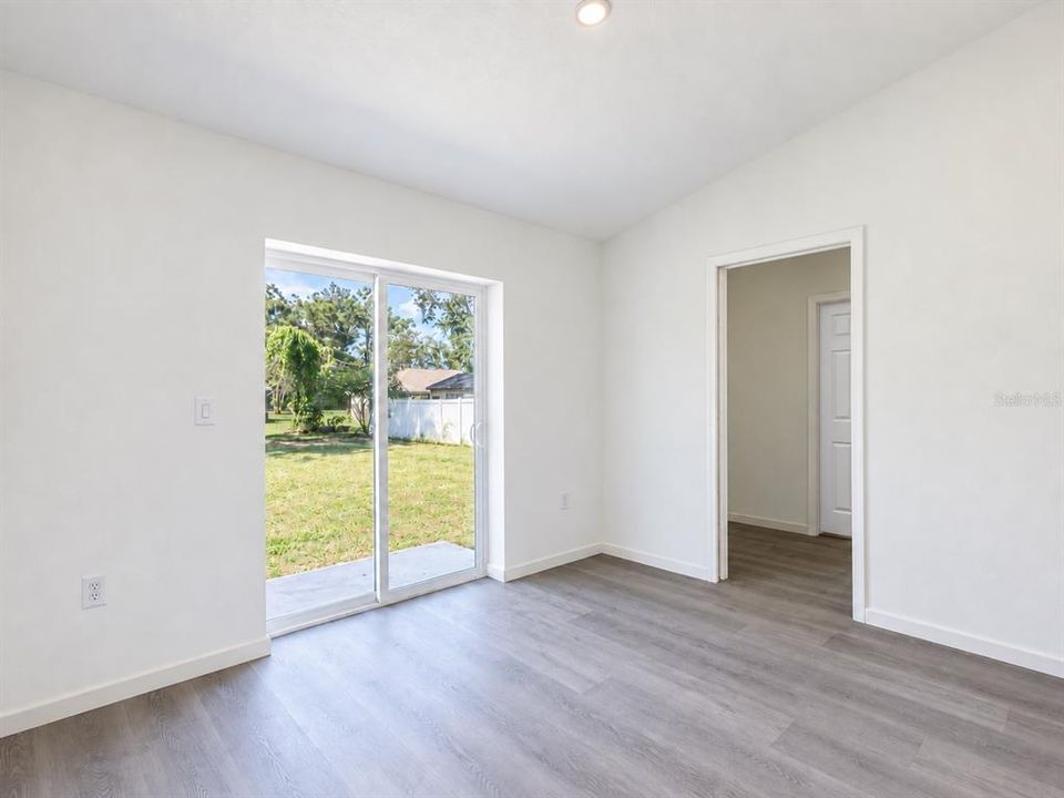 For Sale: $245,000 (3 beds, 2 baths, 1173 Square Feet)