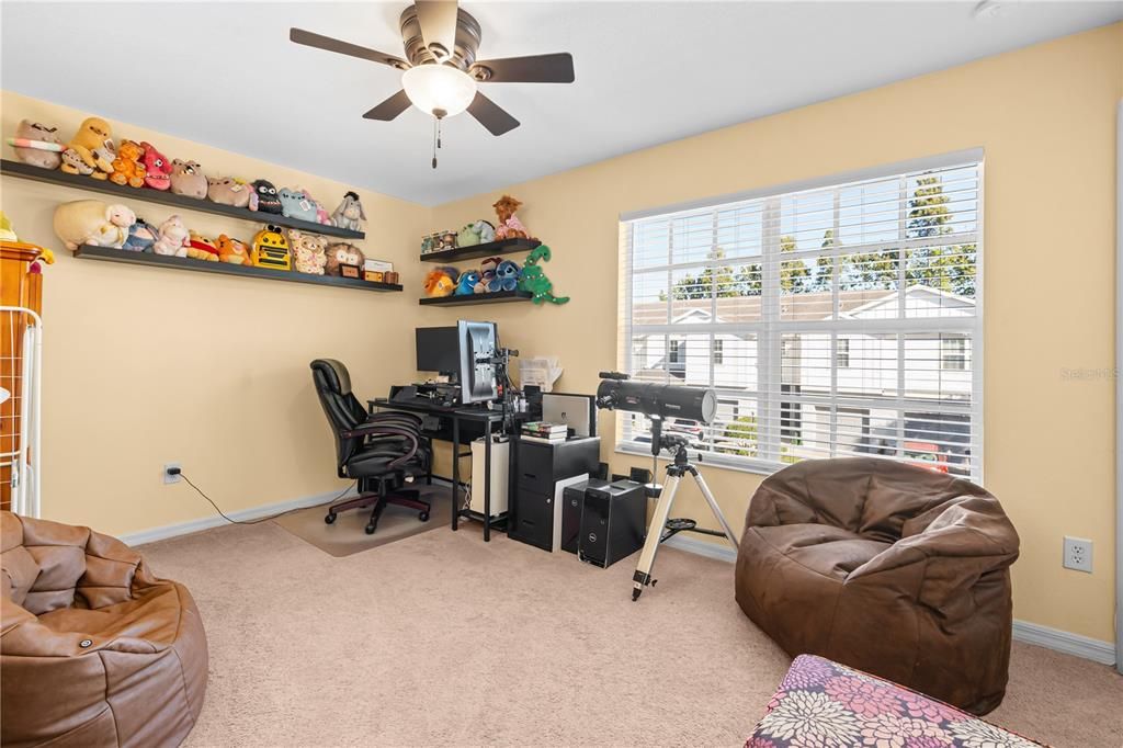 For Sale: $259,999 (3 beds, 2 baths, 1880 Square Feet)