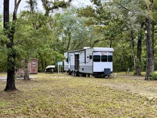 На продажу: $89,900 (1.02 acres)