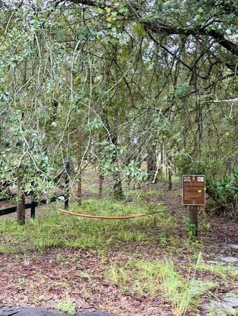 На продажу: $89,900 (1.02 acres)