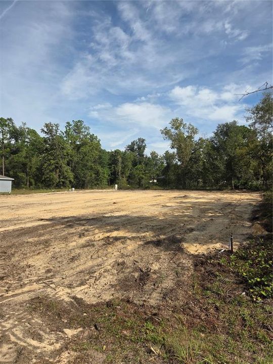 На продажу: $65,000 (0.60 acres)