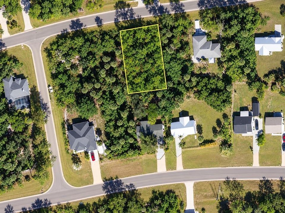 En Venta: $25,900 (0.24 acres)