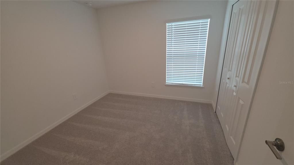 For Rent: $2,680 (4 beds, 2 baths, 1936 Square Feet)