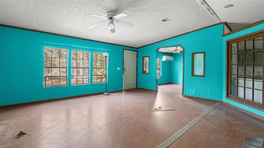 En Venta: $164,900 (3 camas, 2 baños, 1620 Pies cuadrados)