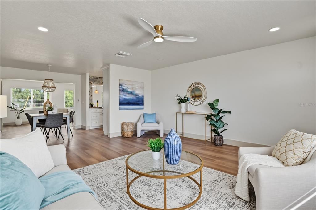 For Sale: $379,000 (2 beds, 2 baths, 1405 Square Feet)