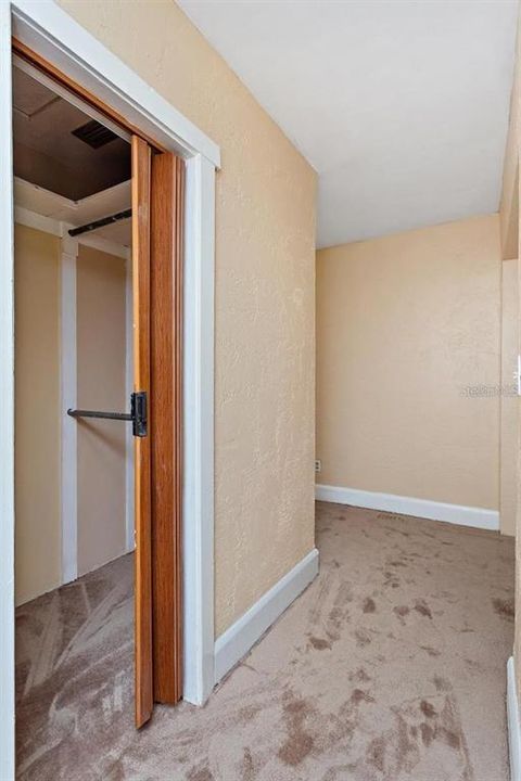 For Sale: $500,000 (7 beds, 0 baths, 2532 Square Feet)