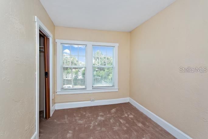 For Sale: $500,000 (7 beds, 0 baths, 2532 Square Feet)