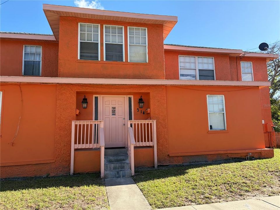 For Sale: $500,000 (7 beds, 0 baths, 2532 Square Feet)