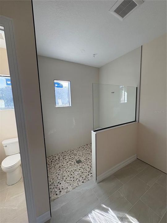 En Venta: $599,000 (3 camas, 2 baños, 2000 Pies cuadrados)