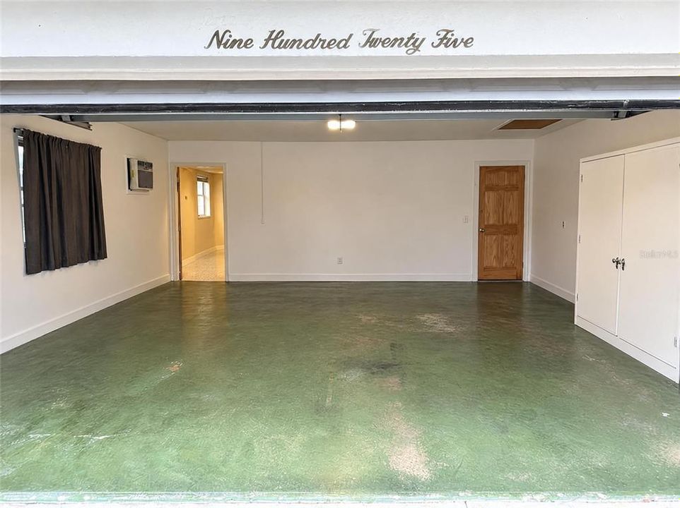 En Venta: $779,000 (3 camas, 2 baños, 2480 Pies cuadrados)