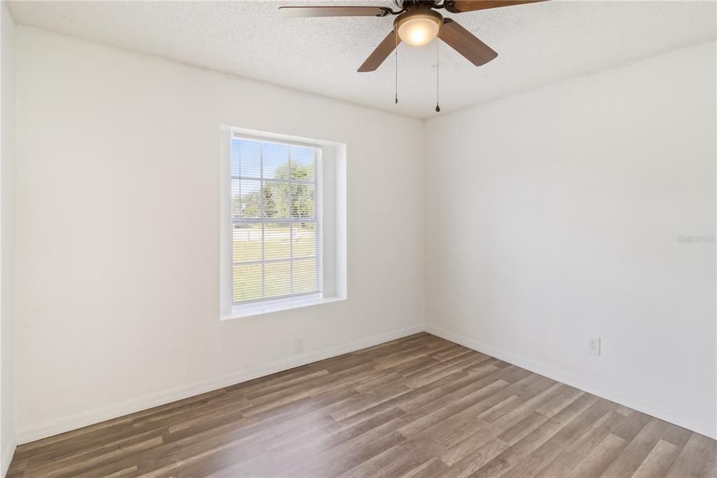 For Sale: $295,000 (3 beds, 2 baths, 1628 Square Feet)