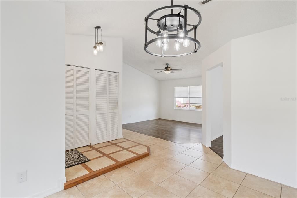 For Sale: $295,000 (3 beds, 2 baths, 1628 Square Feet)