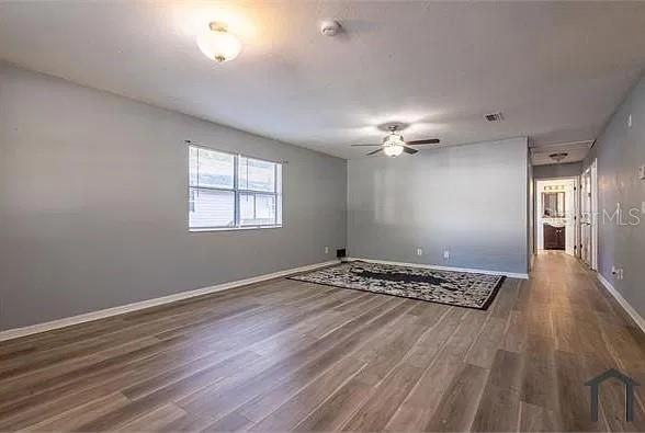 For Rent: $1,795 (3 beds, 2 baths, 1052 Square Feet)