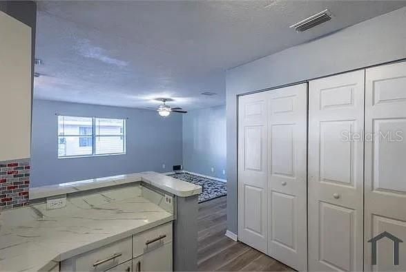 For Rent: $1,795 (3 beds, 2 baths, 1052 Square Feet)