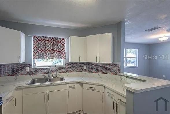 For Rent: $1,795 (3 beds, 2 baths, 1052 Square Feet)
