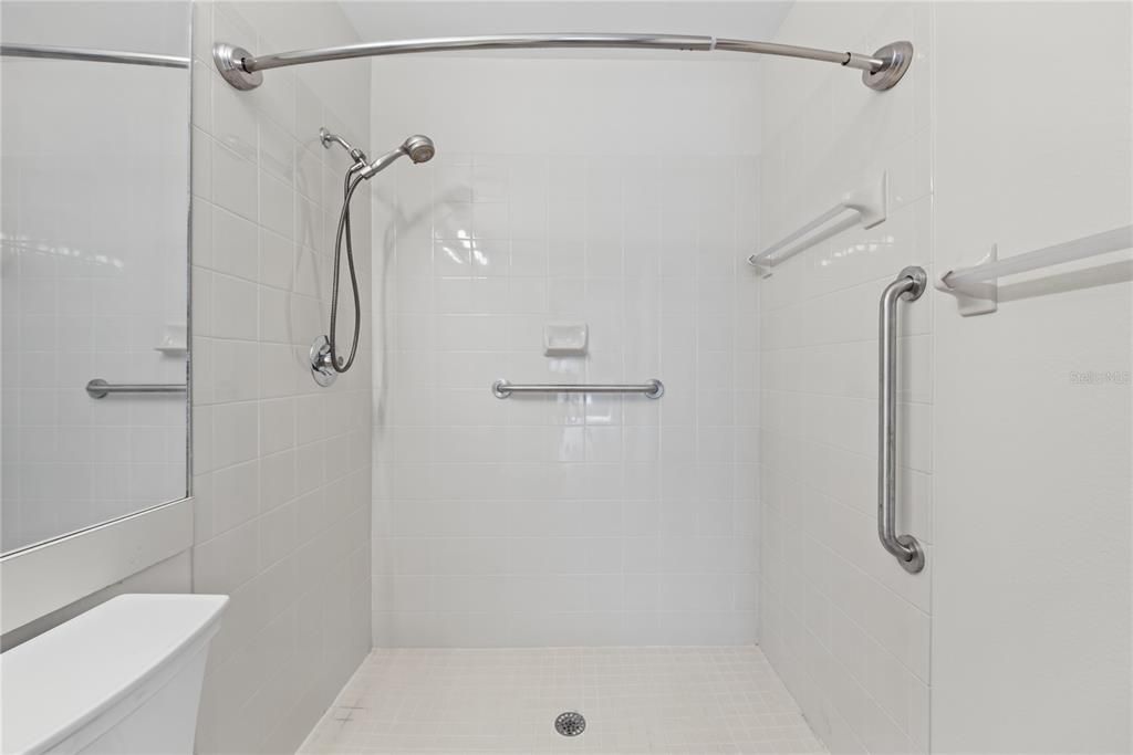 В аренду: $2,450 (3 спален, 2 ванн, 1410 Квадратных фут)
