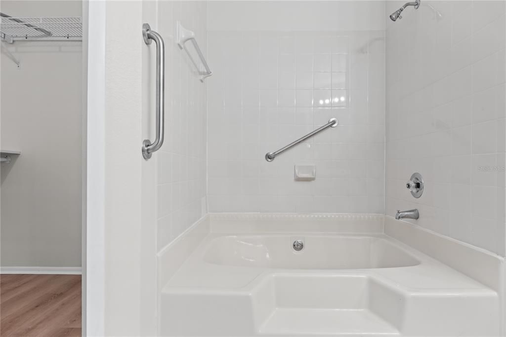 В аренду: $2,450 (3 спален, 2 ванн, 1410 Квадратных фут)