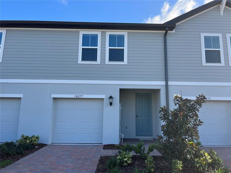 For Rent: $2,117 (3 beds, 2 baths, 1485 Square Feet)