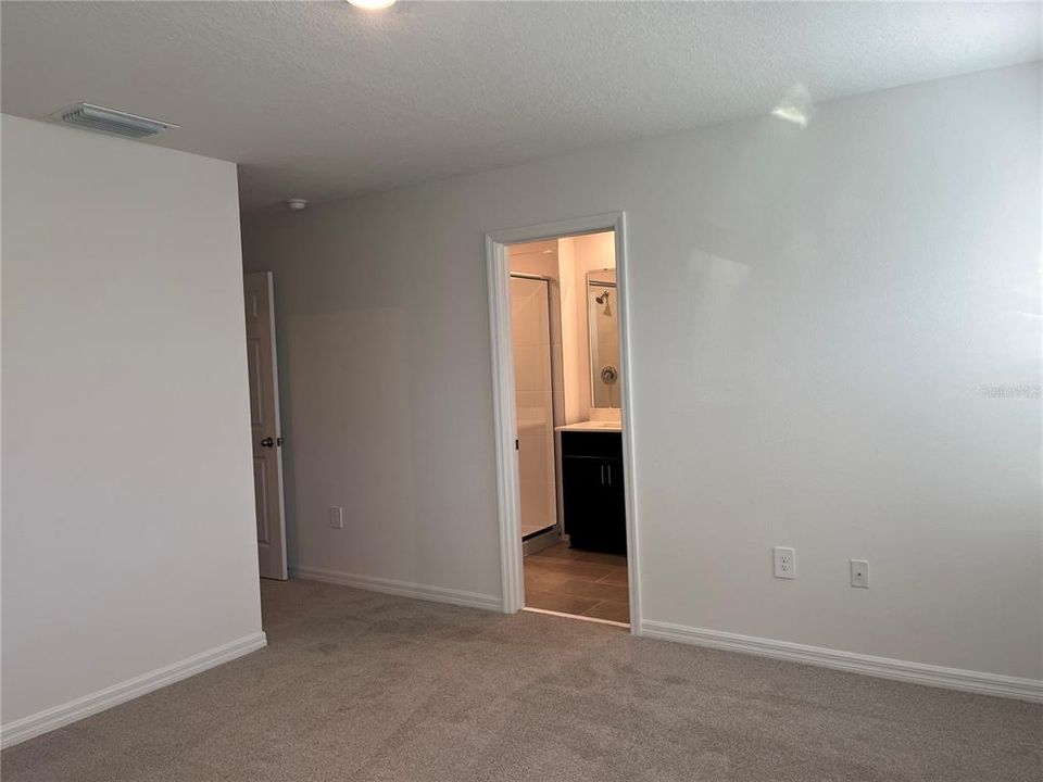 For Rent: $2,117 (3 beds, 2 baths, 1485 Square Feet)