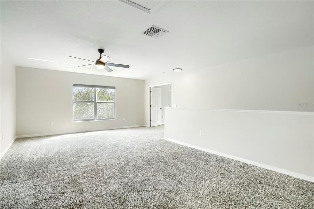 For Sale: $390,000 (4 beds, 2 baths, 2870 Square Feet)