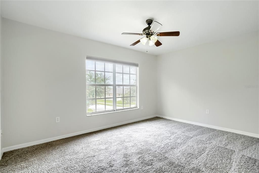 For Sale: $390,000 (4 beds, 2 baths, 2870 Square Feet)