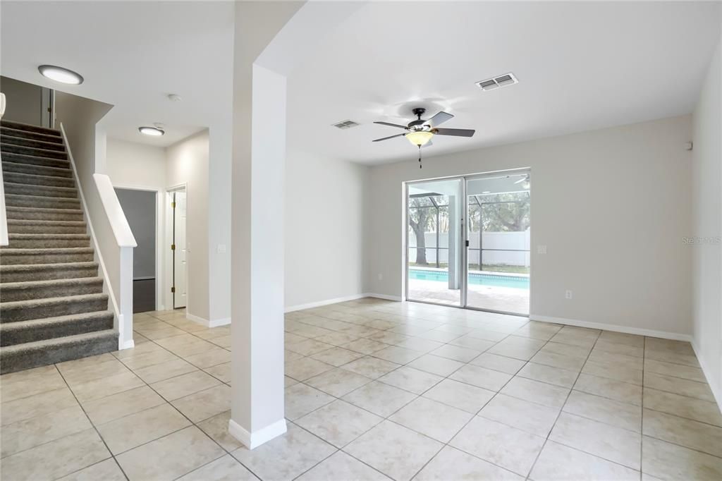 For Sale: $390,000 (4 beds, 2 baths, 2870 Square Feet)