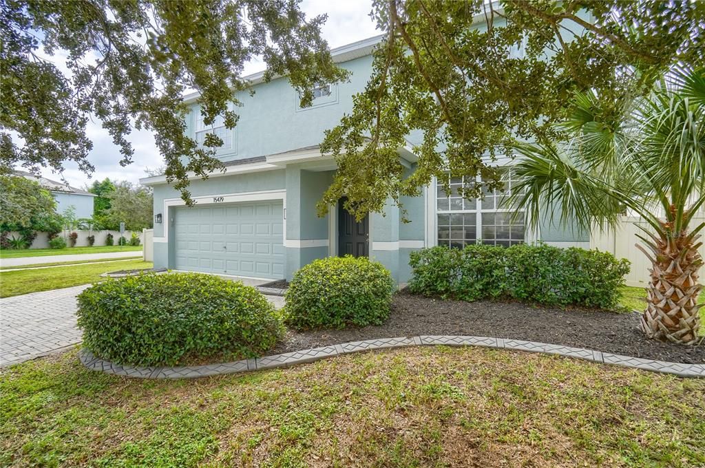 For Sale: $390,000 (4 beds, 2 baths, 2870 Square Feet)