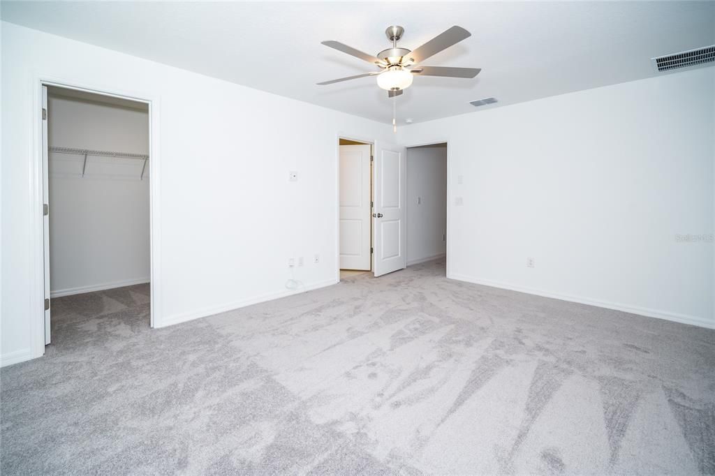 В аренду: $1,995 (3 спален, 2 ванн, 1666 Квадратных фут)