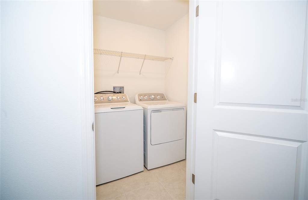 В аренду: $1,995 (3 спален, 2 ванн, 1666 Квадратных фут)
