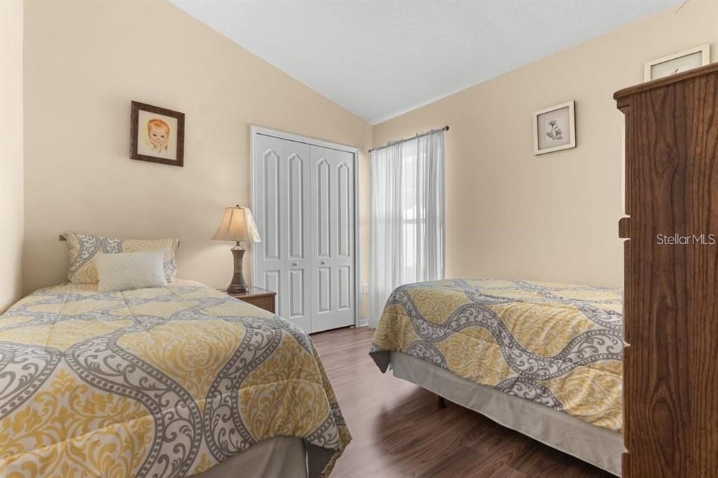 For Rent: $2,600 (4 beds, 2 baths, 1746 Square Feet)