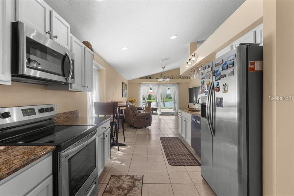 For Rent: $2,600 (4 beds, 2 baths, 1746 Square Feet)