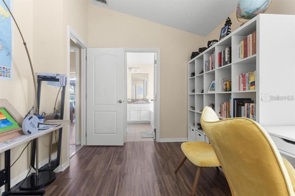 For Rent: $2,600 (4 beds, 2 baths, 1746 Square Feet)
