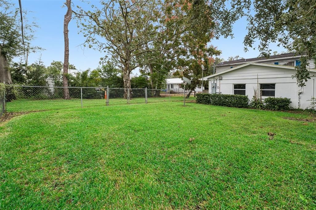 En Venta: $258,000 (4 camas, 3 baños, 1707 Pies cuadrados)