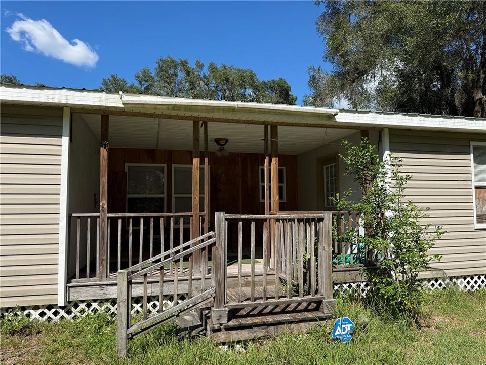 На продажу: $89,900 (2 спален, 1 ванн, 860 Квадратных фут)