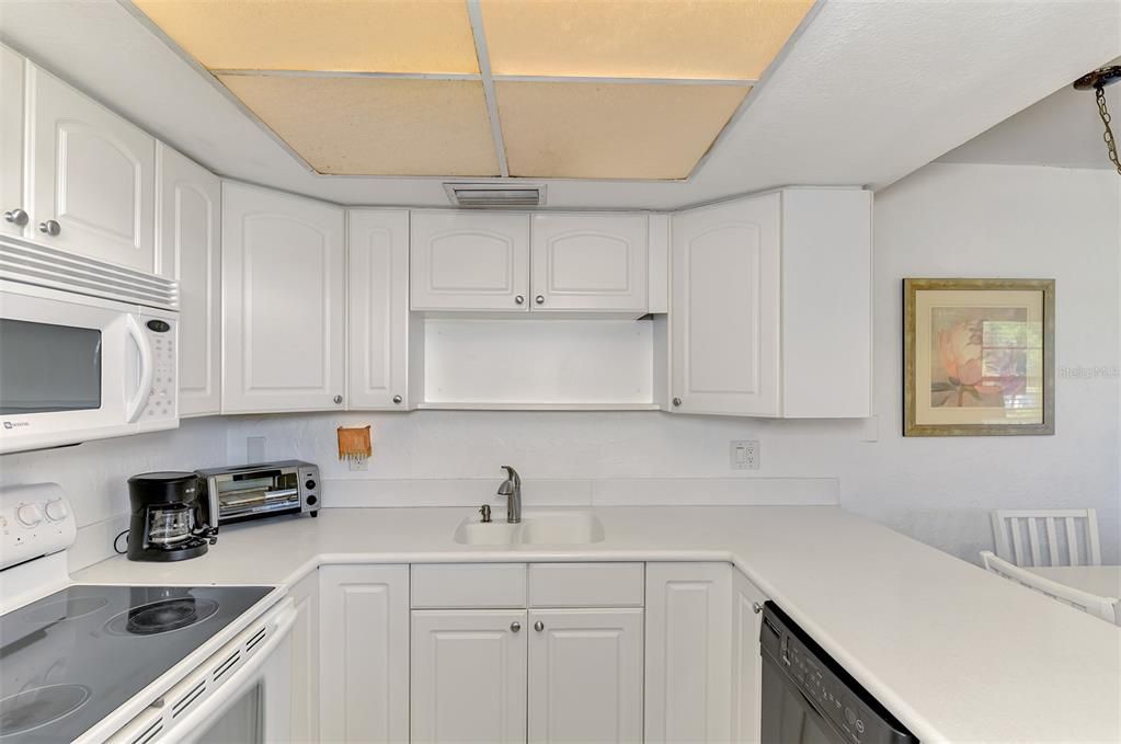 En Venta: $149,900 (2 camas, 2 baños, 811 Pies cuadrados)